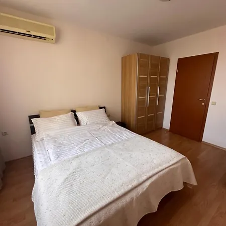 Форт Нокс Apartamento Elenite